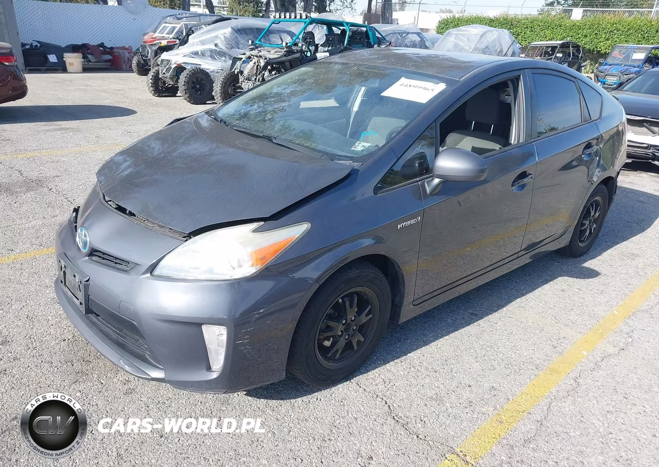 2015 Toyota Prius Two VIN:JTDKN3DU4F0478147 - 2