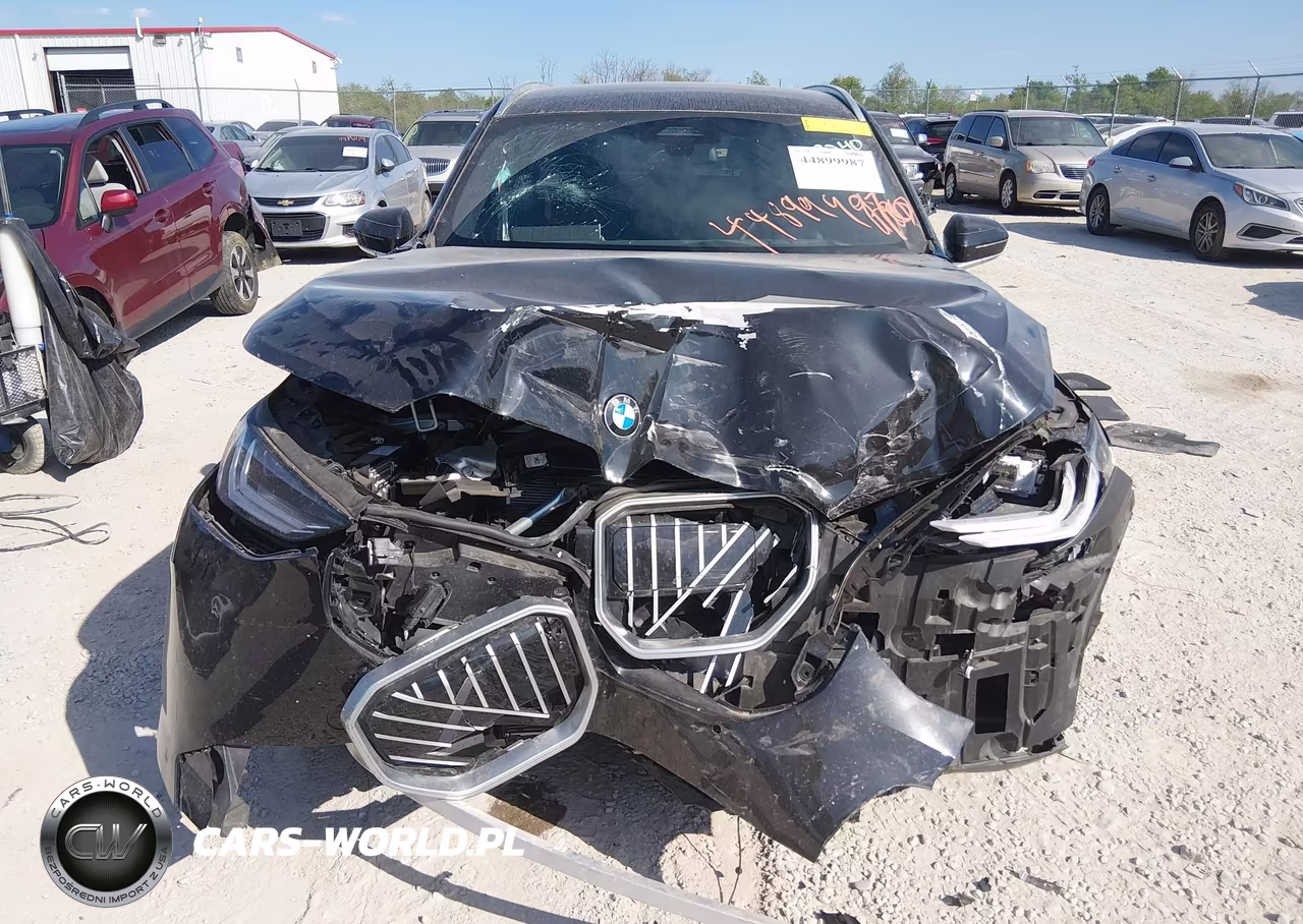 2025 BMW X3 30 xDrive VIN:5UX53GP08S9073240 - 12