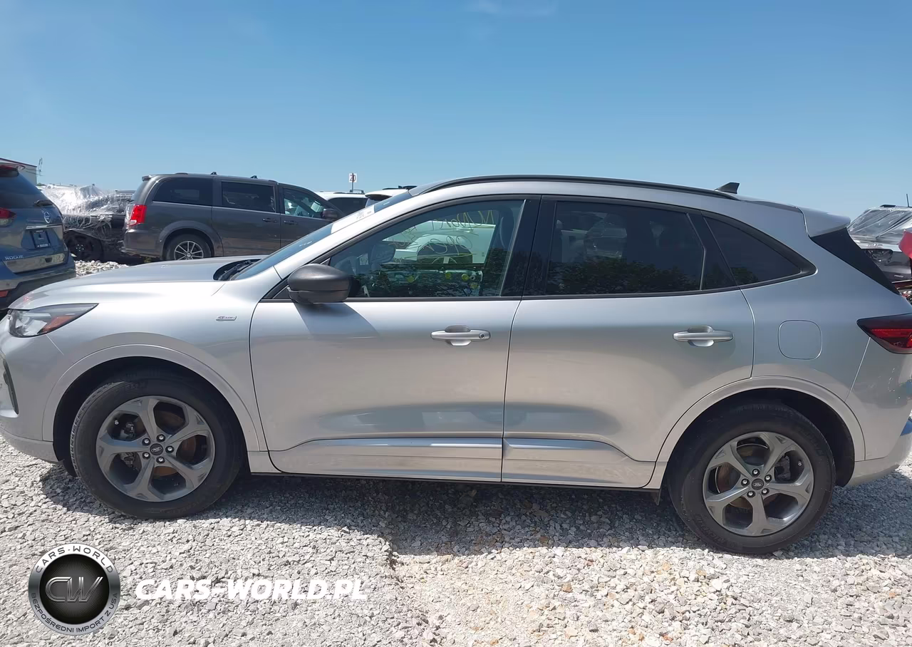 2023 Ford Escape St-Line VIN:1FMCU0MN6PUB13876 - 15