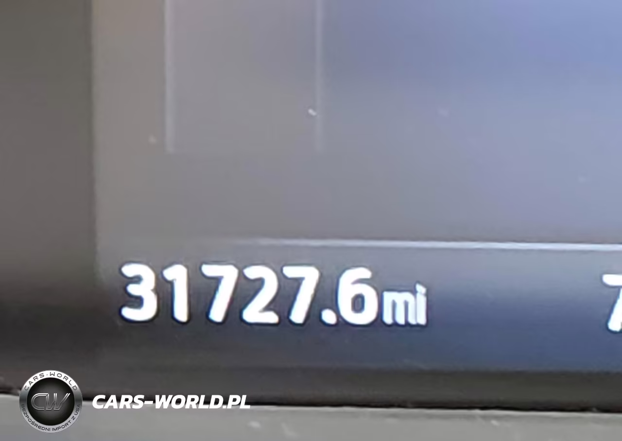 2023 Ford Escape St-Line VIN:1FMCU0MN6PUB13876 - 16