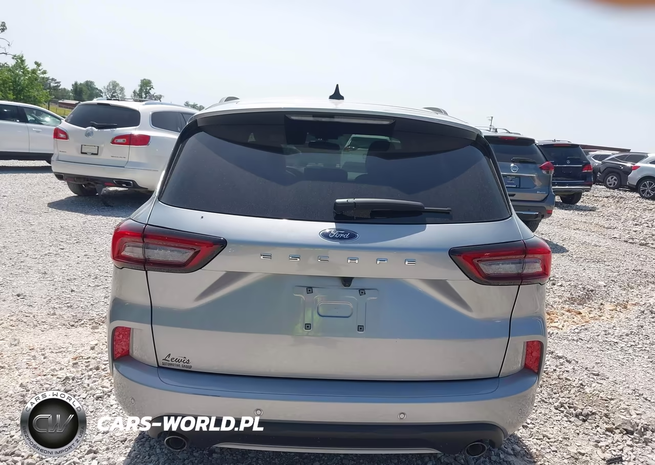 2023 Ford Escape St-Line VIN:1FMCU0MN6PUB13876 - 17