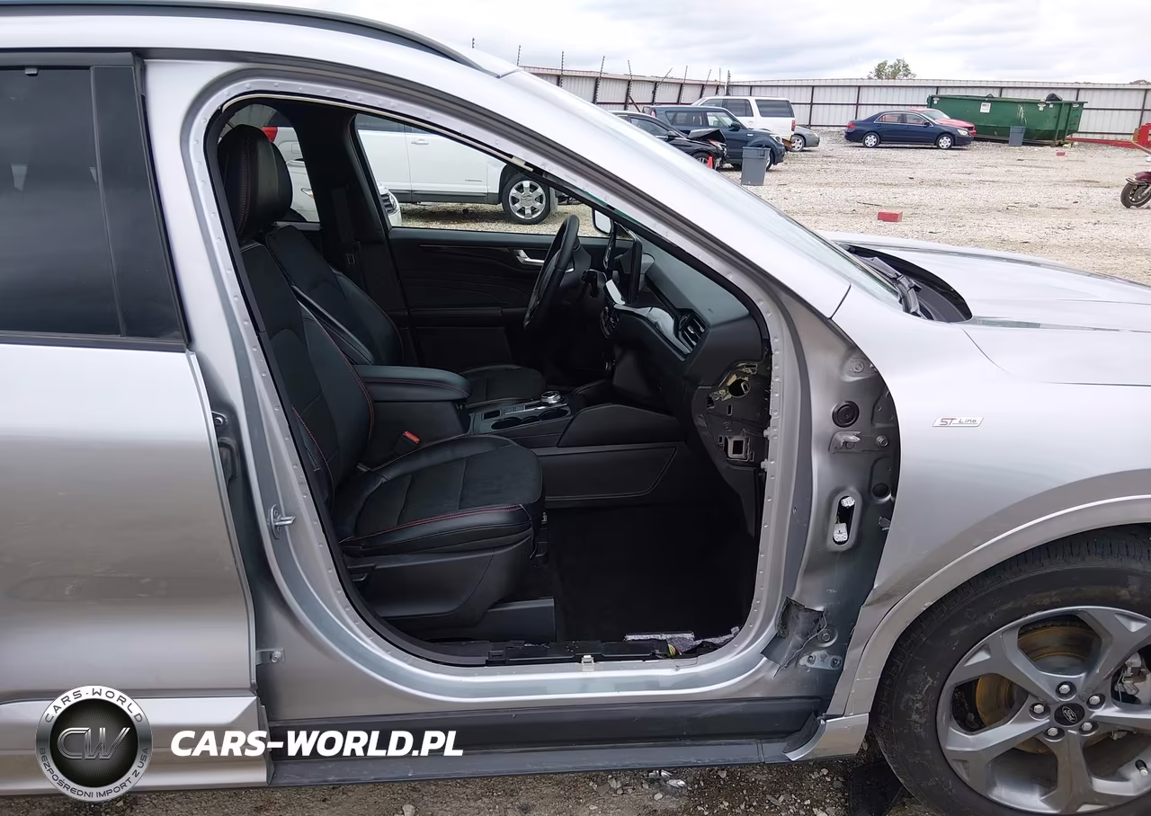 2023 Ford Escape St-Line VIN:1FMCU0MN6PUB13876 - 5