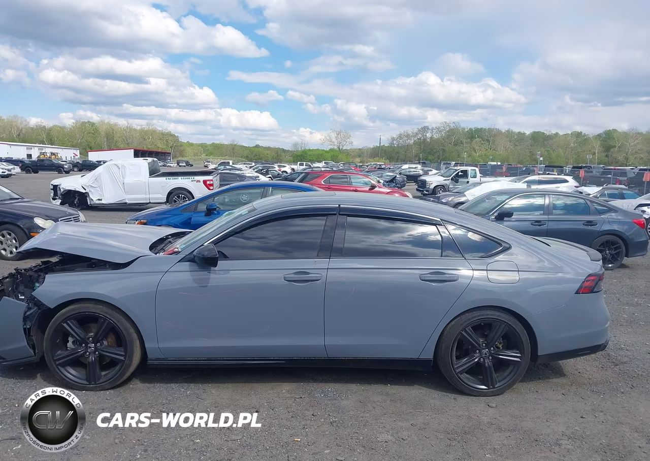 2023 Honda Accord Hybrid Sport-L VIN:1HGCY2F74PA010476 - 14