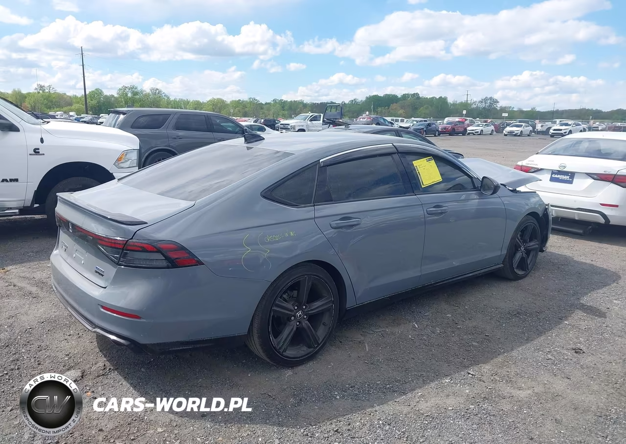 2023 Honda Accord Hybrid Sport-L VIN:1HGCY2F74PA010476 - 4