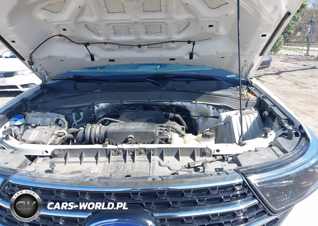 2020 Ford Explorer Xlt VIN:1FMSK8DHXLGA59906 - 10