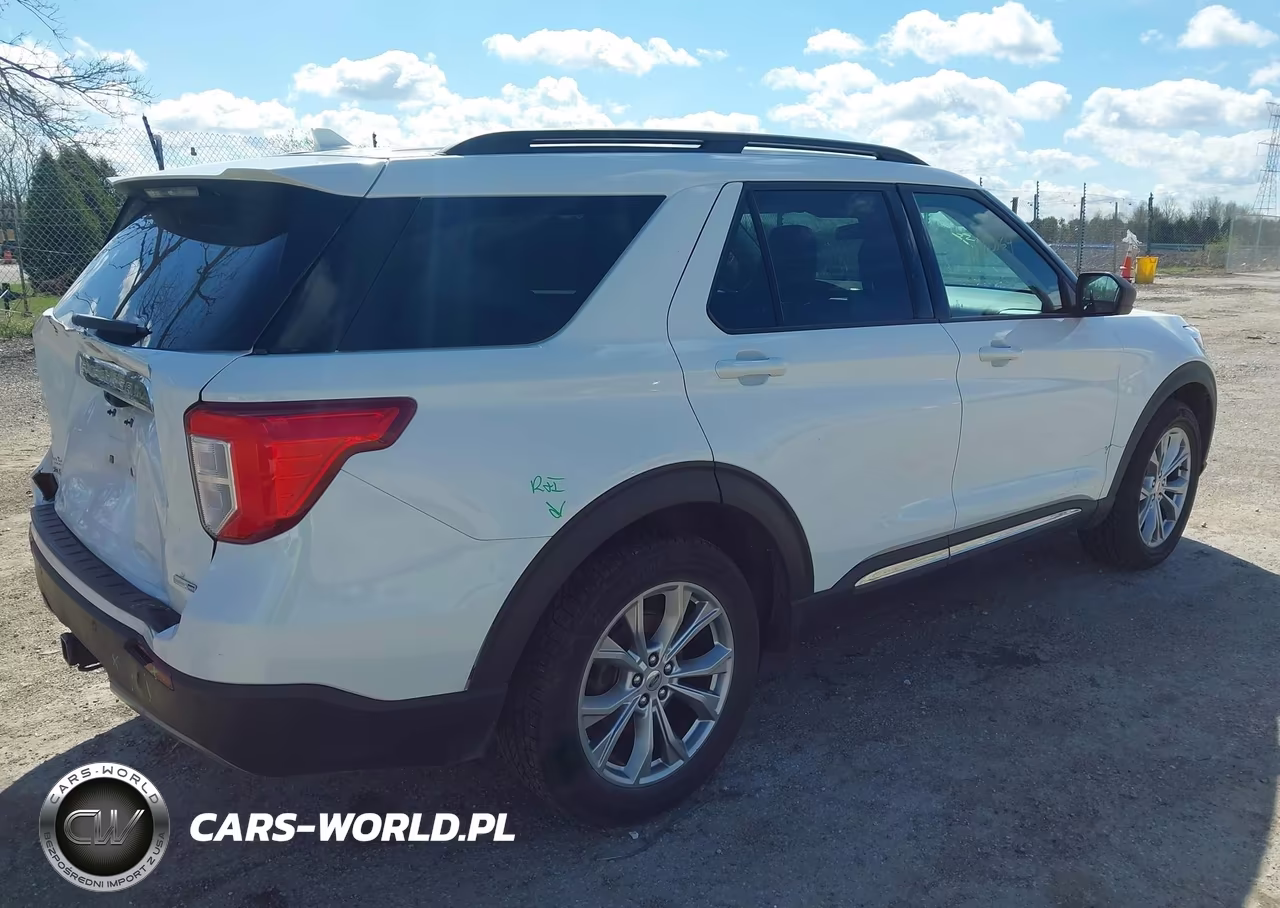 2020 Ford Explorer Xlt VIN:1FMSK8DHXLGA59906 - 4