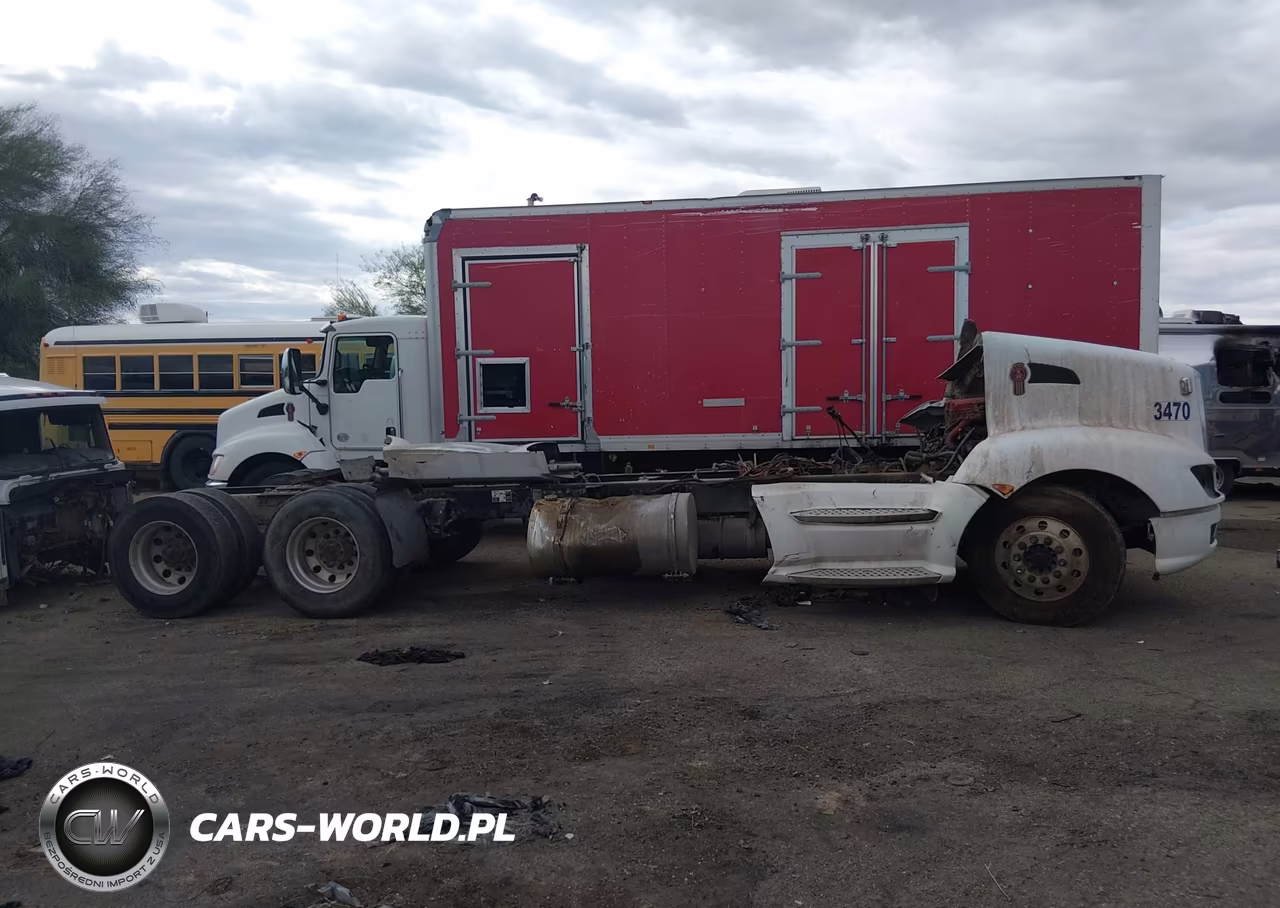 2013 Kenworth Construction T660 VIN:1XKAD49X7DJ363500 - 13