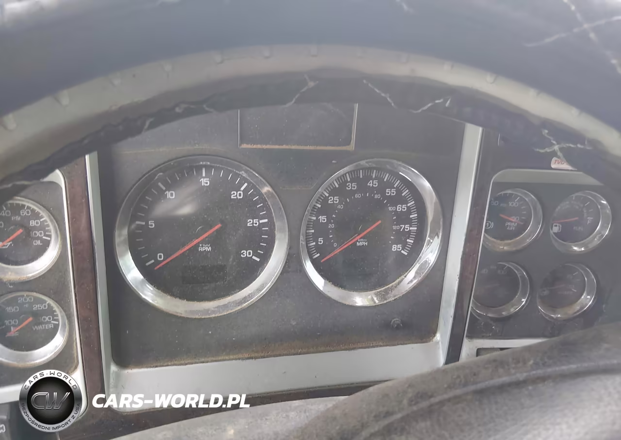 2013 Kenworth Construction T660 VIN:1XKAD49X7DJ363500 - 5