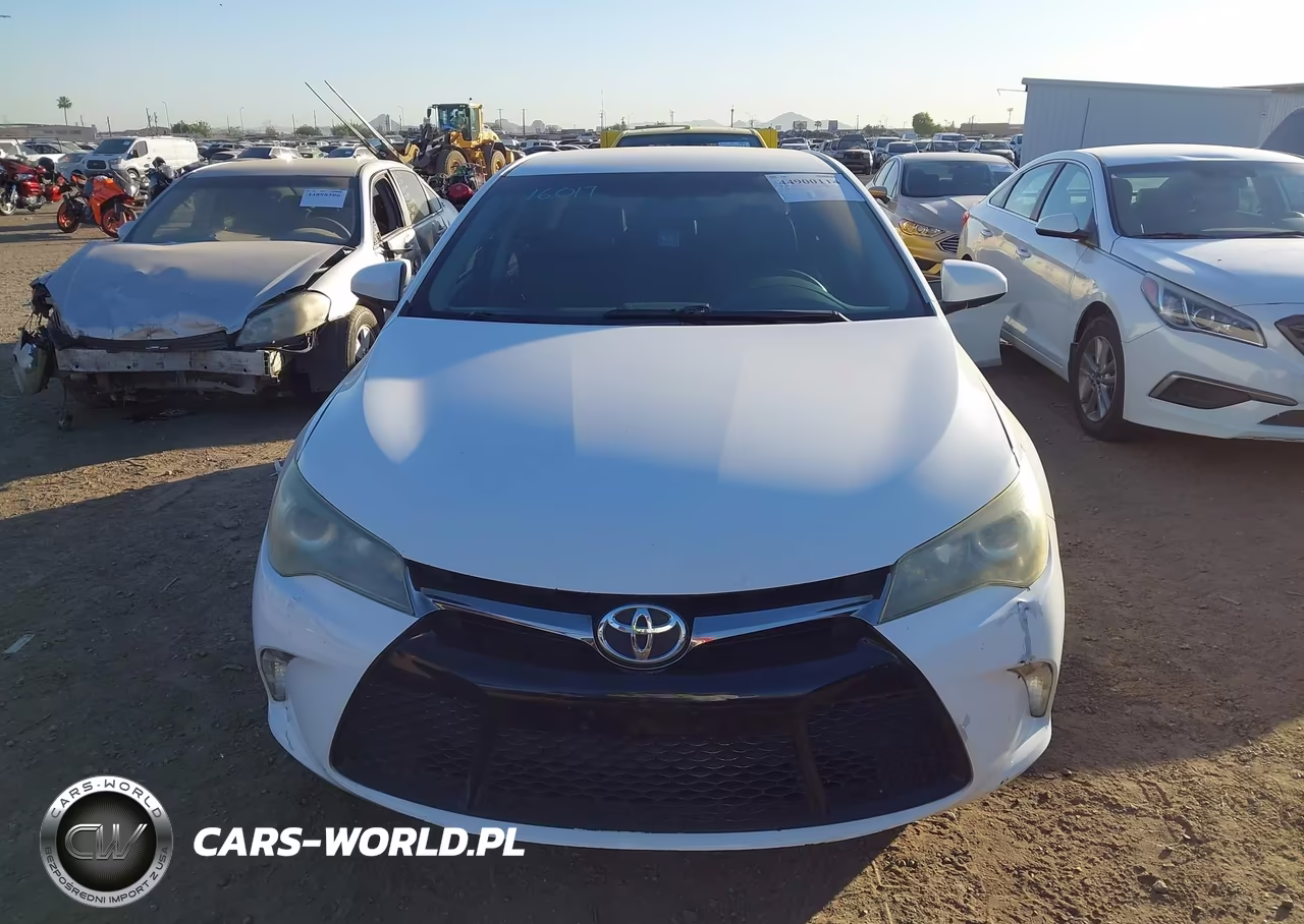 2016 Toyota Camry Se VIN:4T1BF1FK1GU216069 - 13