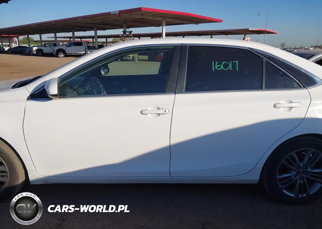 2016 Toyota Camry Se VIN:4T1BF1FK1GU216069 - 15