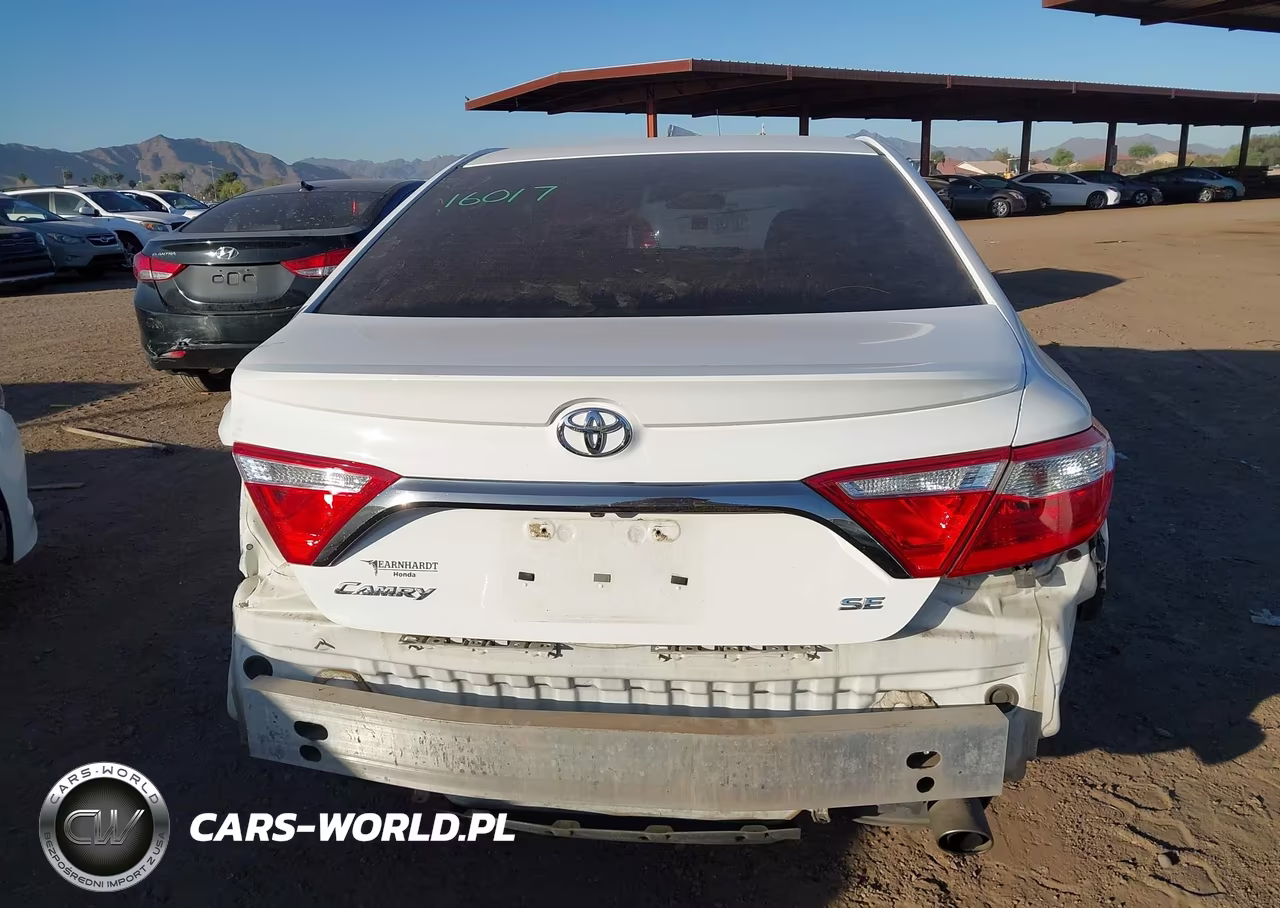 2016 Toyota Camry Se VIN:4T1BF1FK1GU216069 - 6