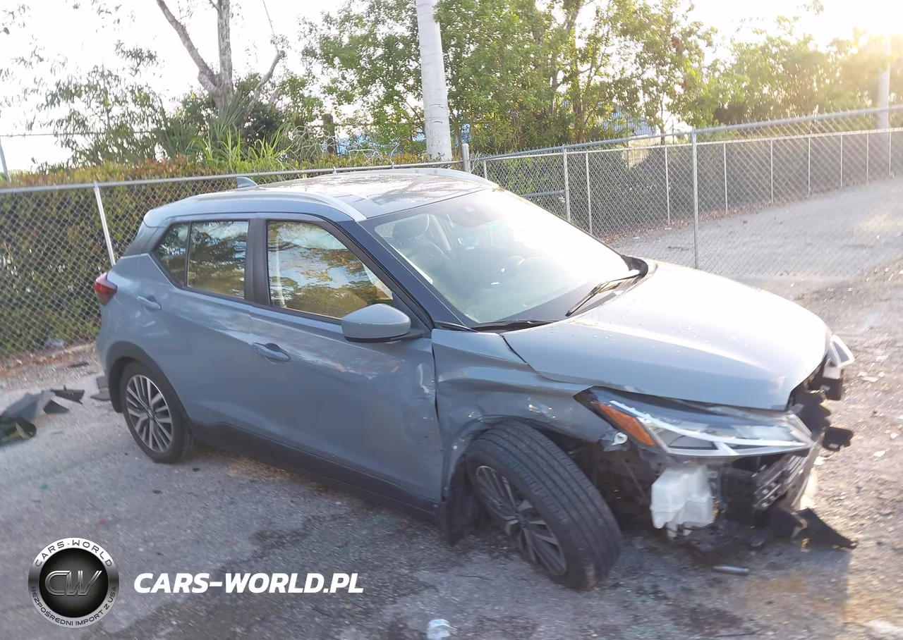 2021 Nissan Kicks Sv Xtronic Cvt