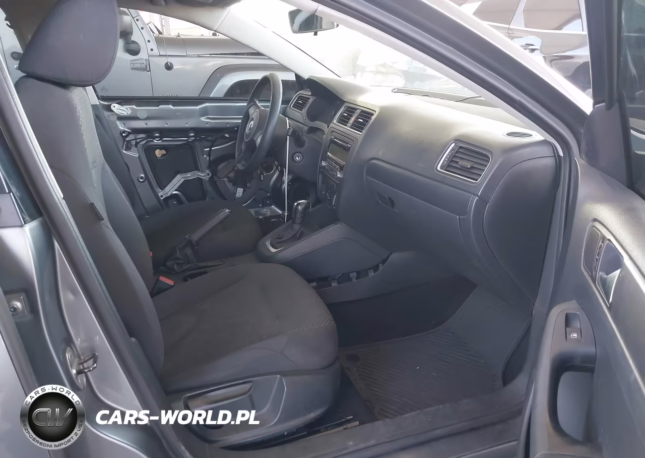 2011 Volkswagen Jetta 2.0L S VIN:3VW2K7AJ8BM117857 - 5