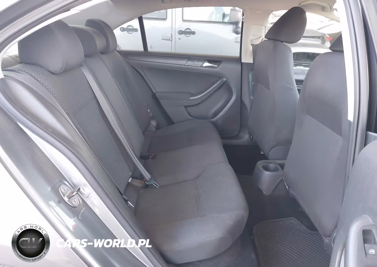 2011 Volkswagen Jetta 2.0L S VIN:3VW2K7AJ8BM117857 - 8
