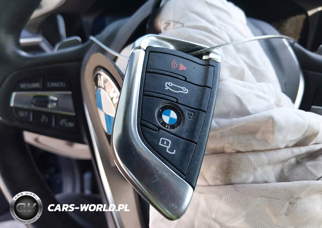 2020 BMW 330I xDrive VIN:3MW5R7J01L8B20190 - 11