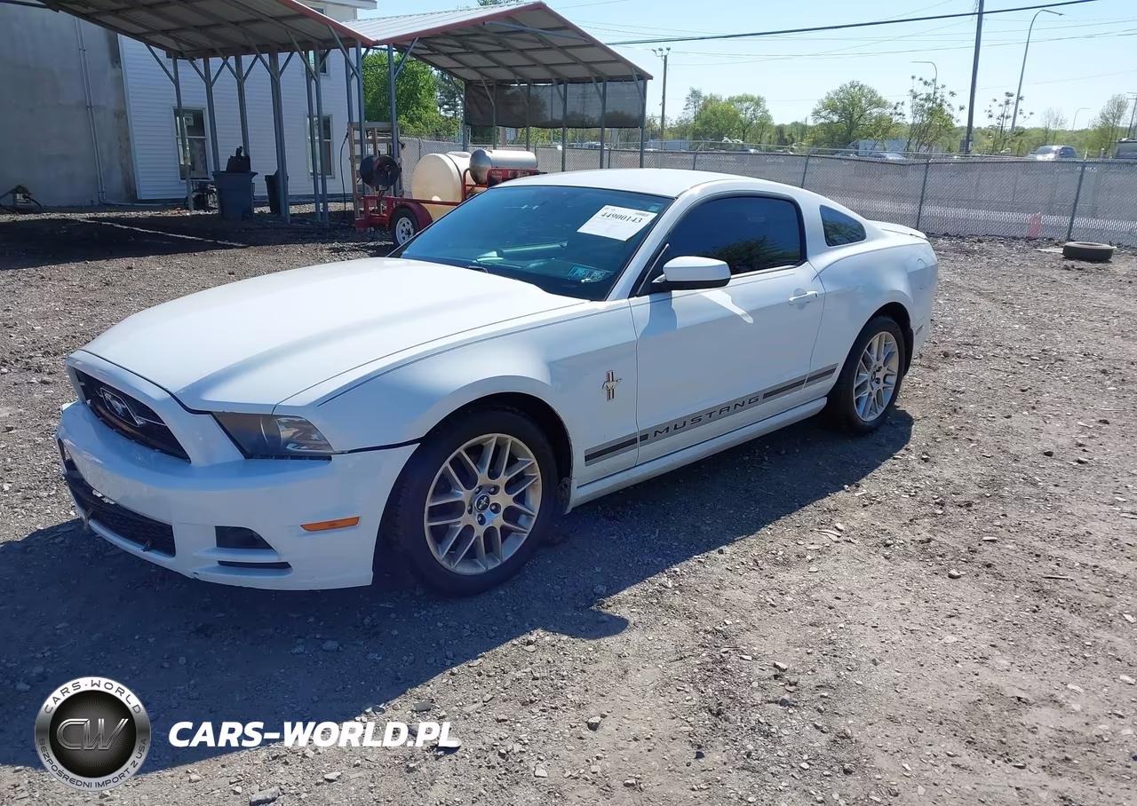 2014 Ford Mustang V6 Premium VIN:1ZVBP8AM9E5200192 - 2
