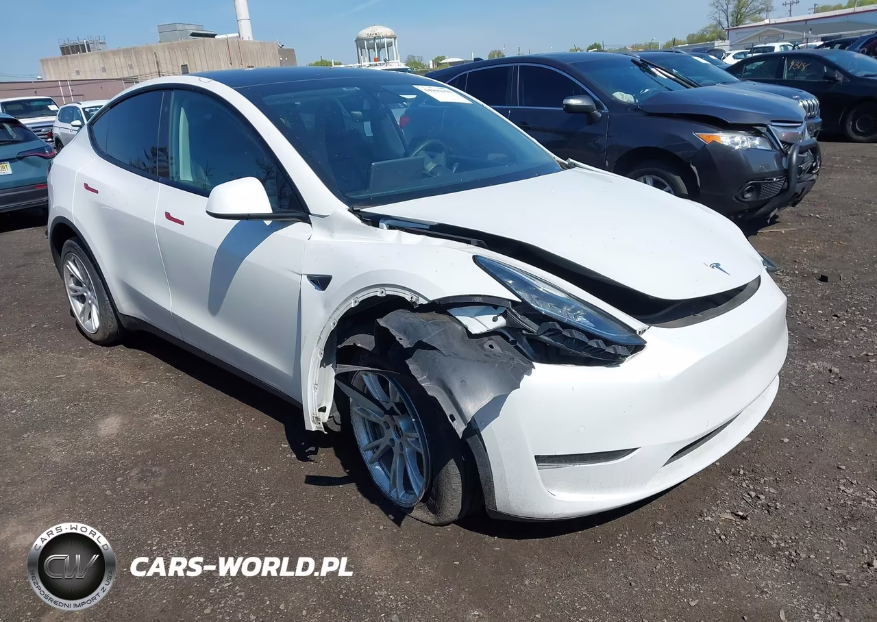 2022 Tesla Model Y Long Range Dual Motor All-Wheel Drive – zdjęcie 1 z 16
