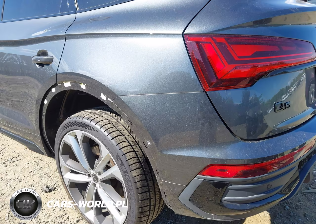 2023 Audi Q5 Sportback Premium Plus 45 Tfsi S Line Quattro S Tronic VIN:WA15AAFY2P2135401 - 18
