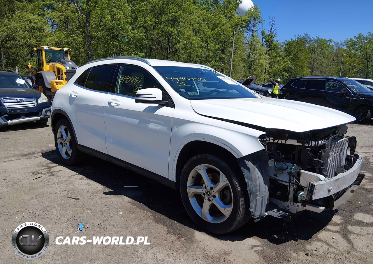 2020 Mercedes-Benz Gla 250 4Matic – zdjęcie 1 z 17