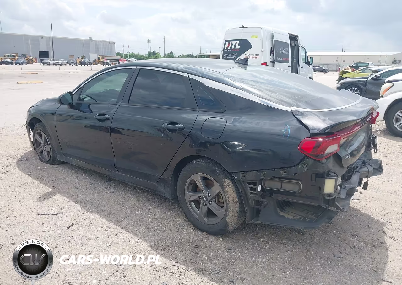 2022 Kia K5 Lxs VIN:5XXG14J25NG147973 - 3