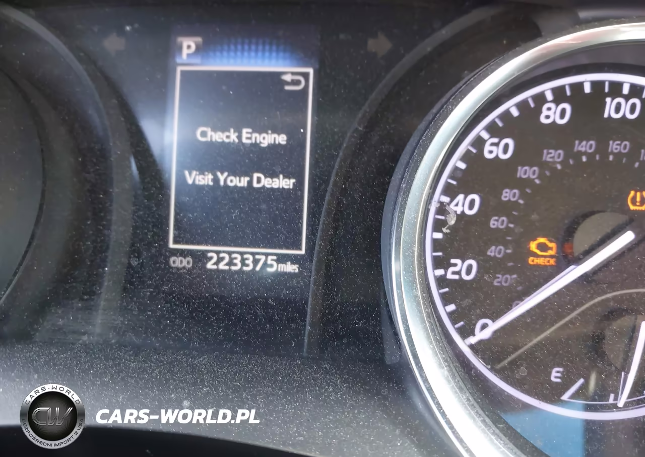 2018 Toyota Camry Le VIN:4T1B11HK0JU635761 - 15