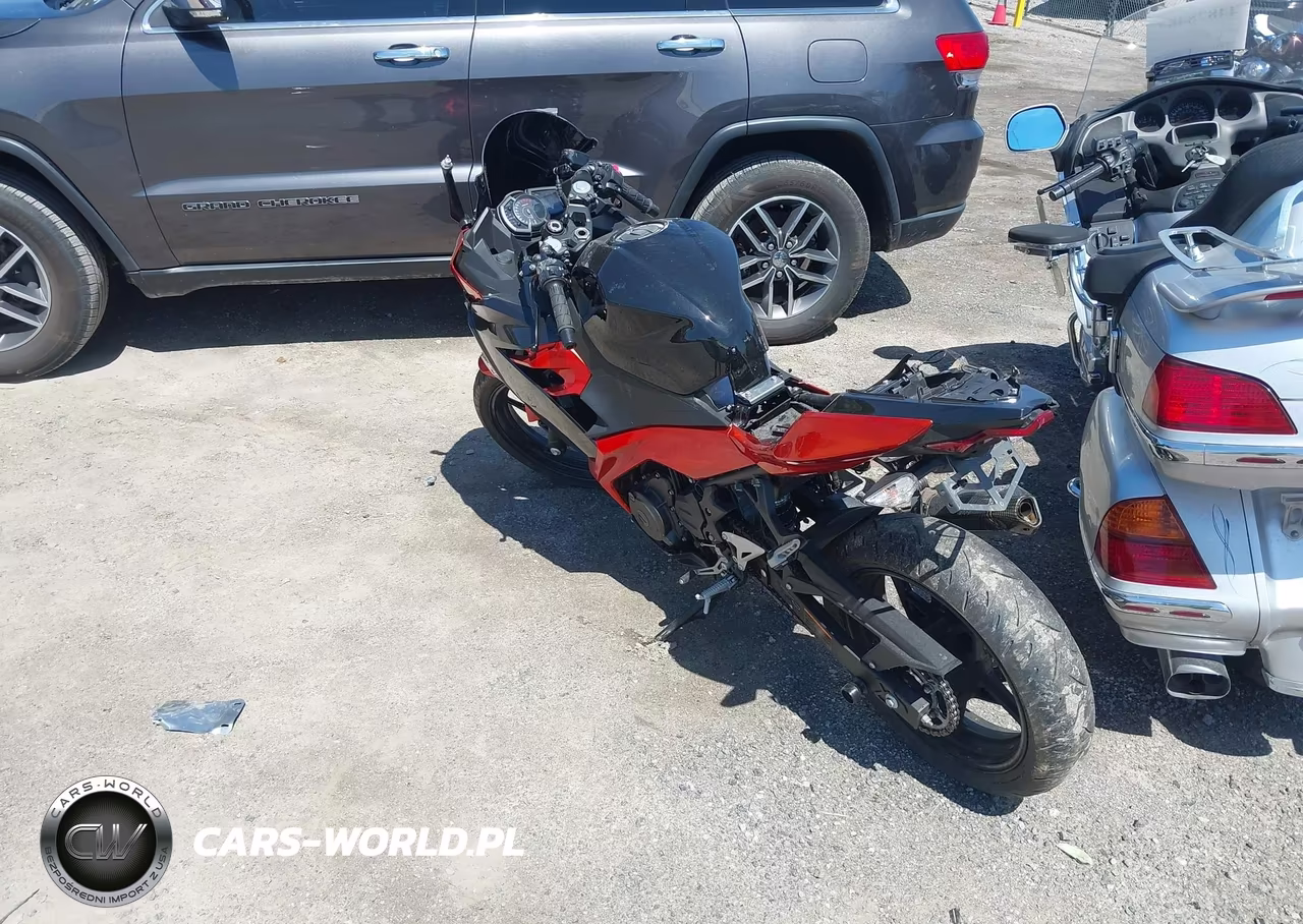 2022 Kawasaki Ex400 VIN:JKAEXKH1XNDAG3920 - 3