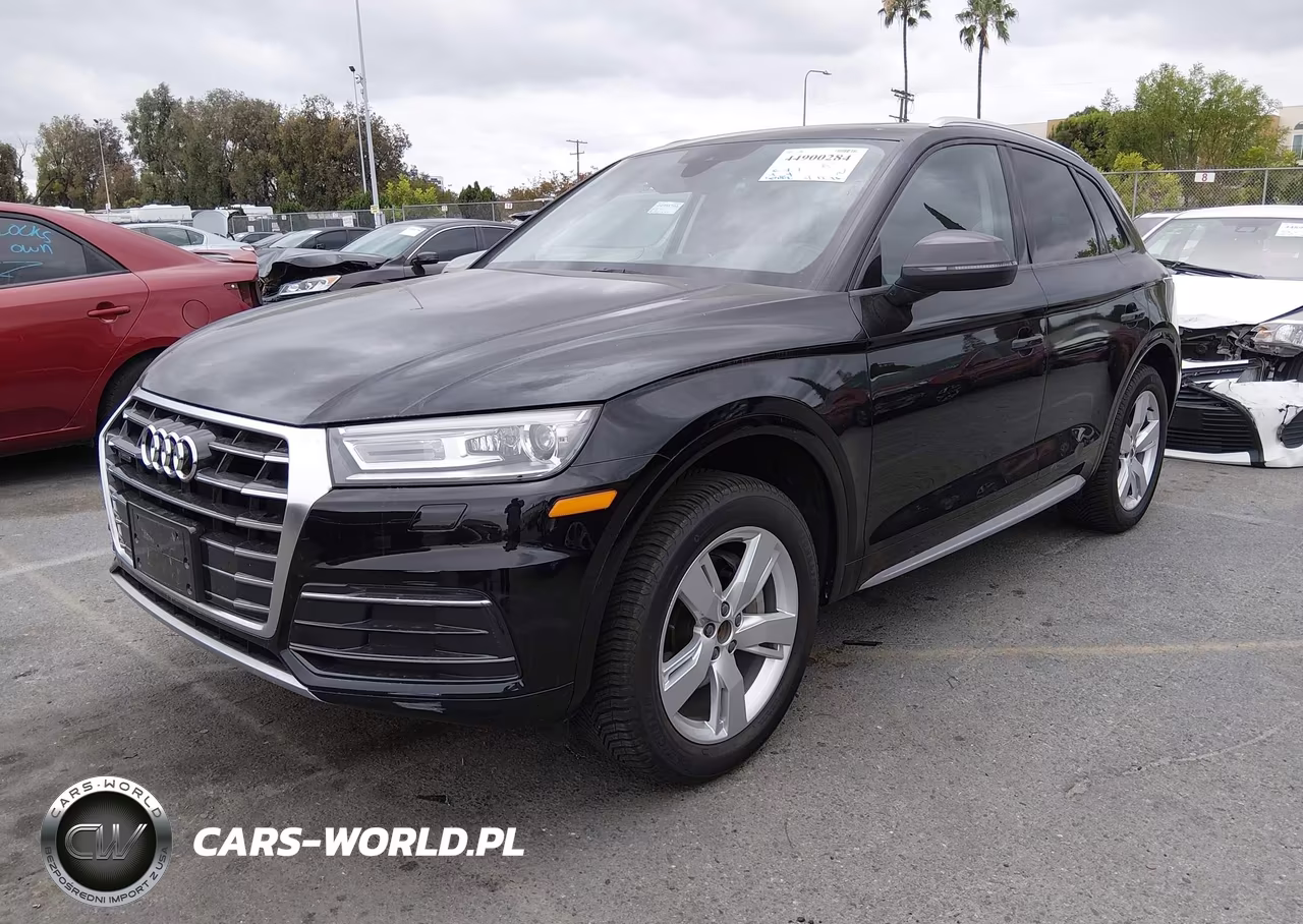 2018 Audi Q5 2.0T Premium-2.0T Tech Premium VIN:WA1ANAFY6J2001033 - 2