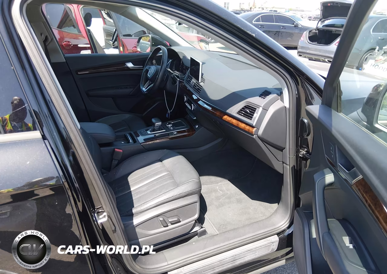 2018 Audi Q5 2.0T Premium-2.0T Tech Premium VIN:WA1ANAFY6J2001033 - 5
