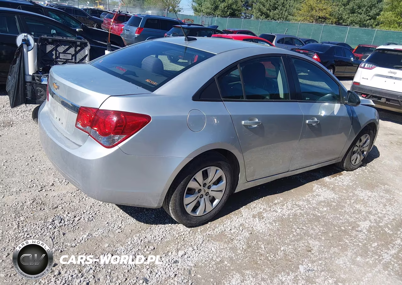 2013 Chevrolet Cruze Ls Auto VIN:1G1PA5SH5D7265739 - 4