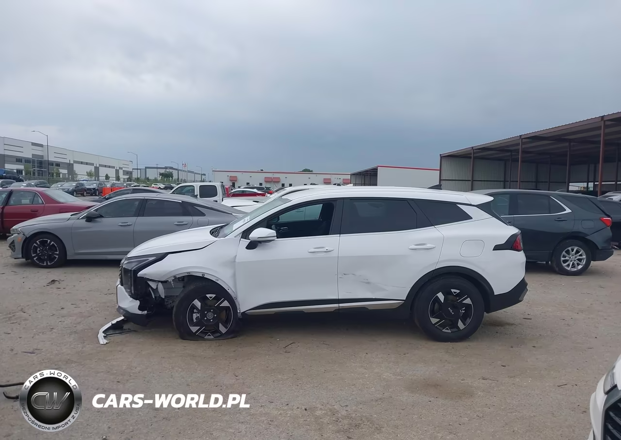 2026 Kia Sportage Lx VIN:5XYK23DF5TG400105 - 13