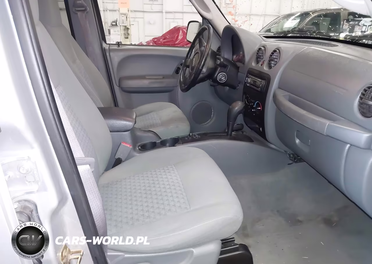 2006 Jeep Liberty Sport VIN:1J4GL48KX6W279878 - 5