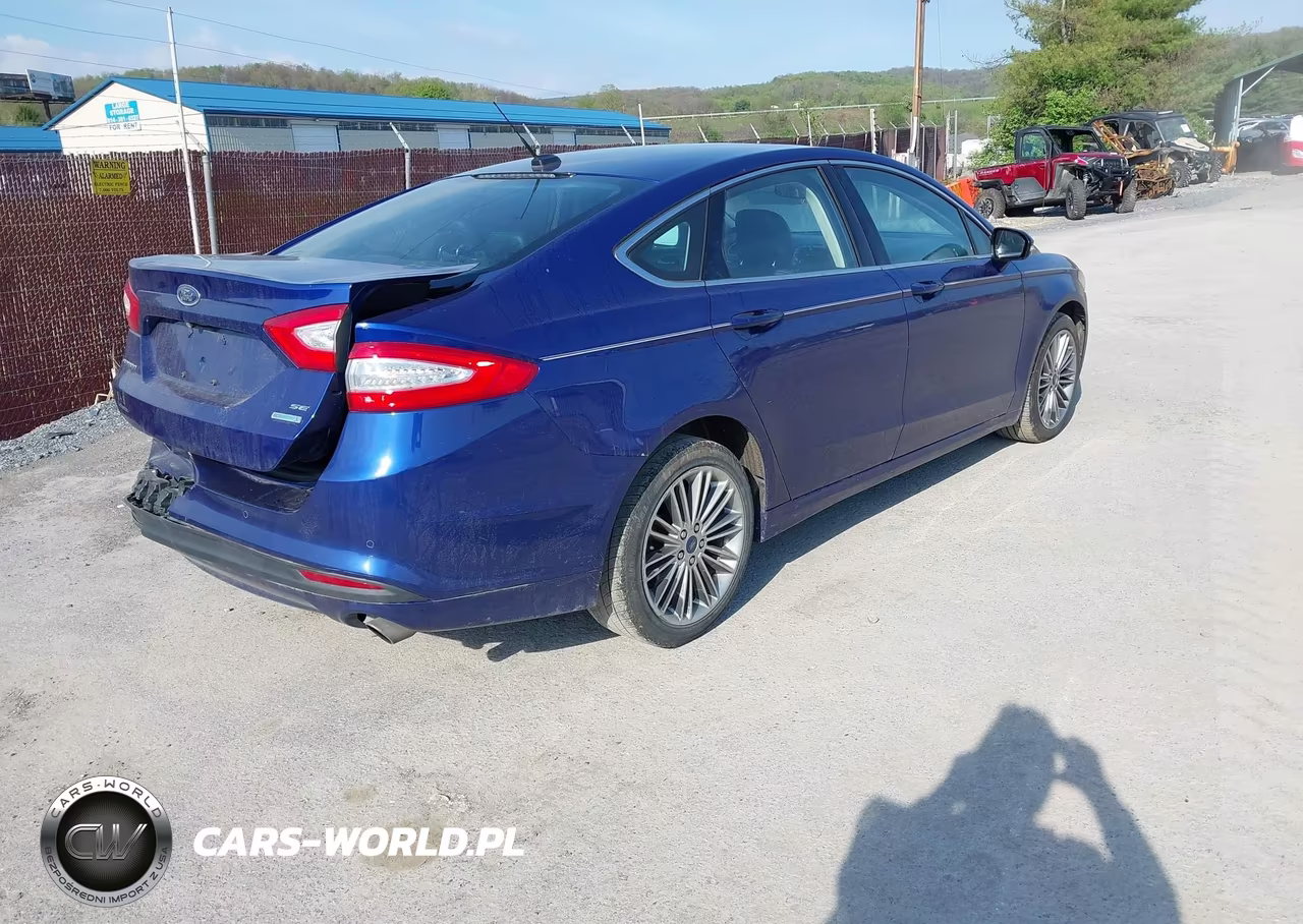 2014 Ford Fusion Se VIN:3FA6P0HD5ER117972 - 4