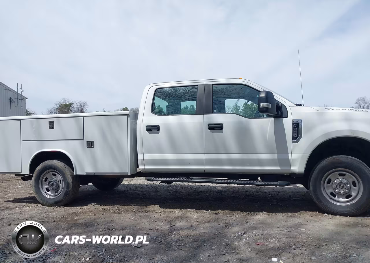 2019 Ford F-350 Chassis Xl VIN:1FD8W3F62KEG79222 - 13