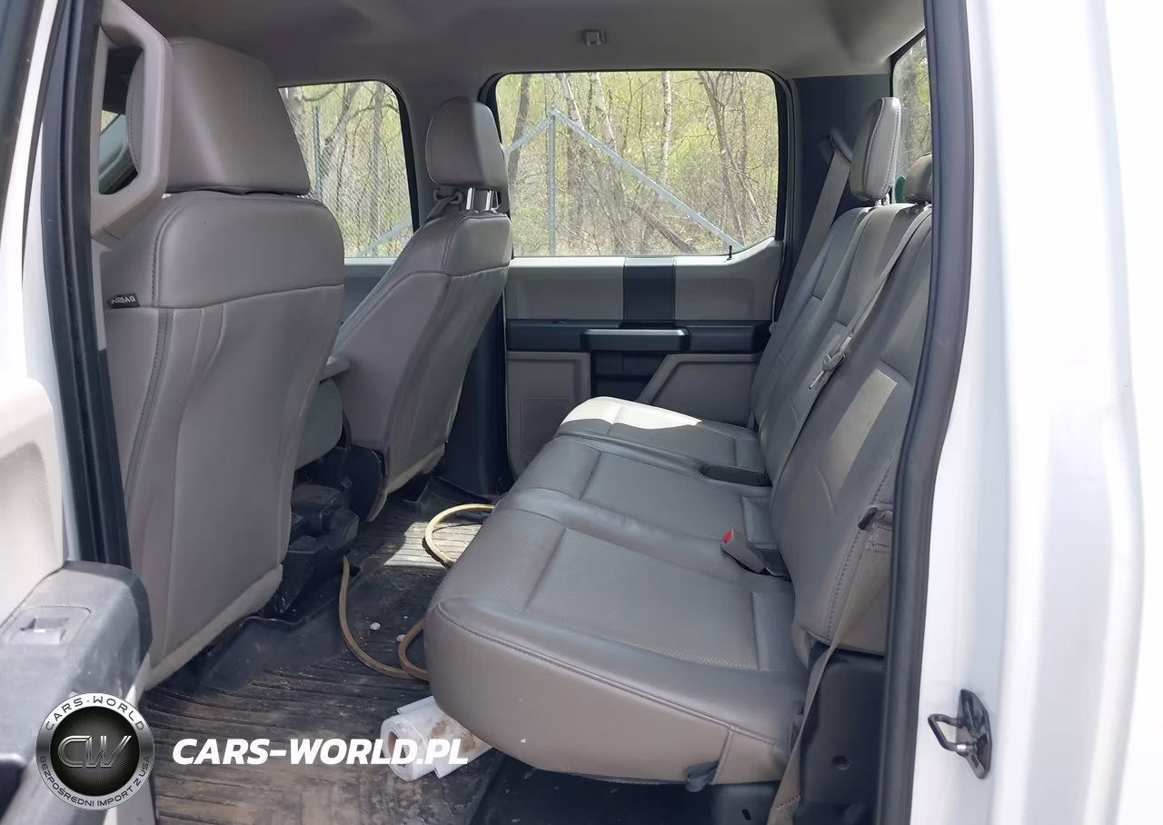 2019 Ford F-350 Chassis Xl VIN:1FD8W3F62KEG79222 - 7