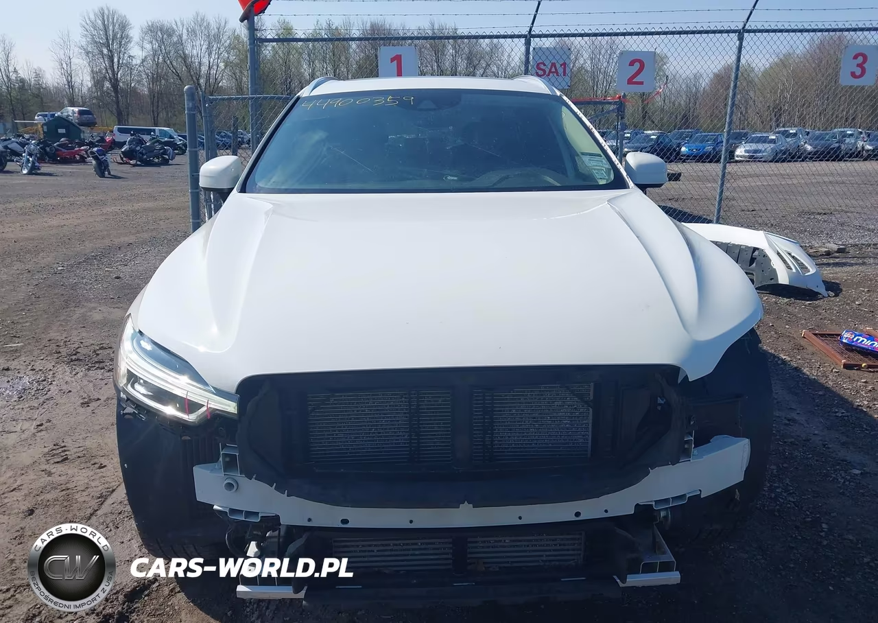 2018 Volvo Xc60 T5 Momentum VIN:YV4102RK2J1077191 - 13