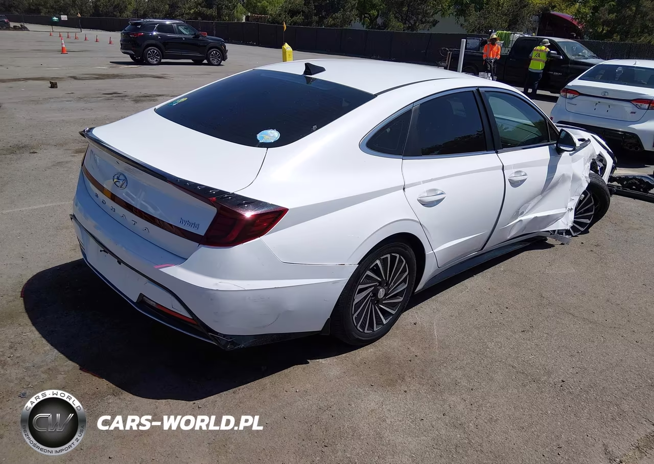 2023 Hyundai Sonata Hybrid Sel VIN:KMHL34JJ5PA055238 - 4