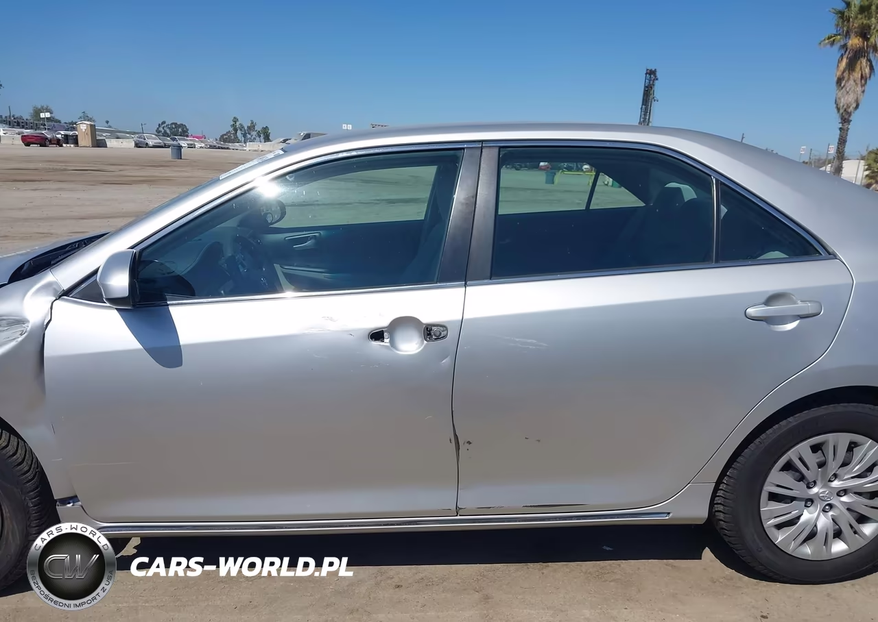 2014 Toyota Camry Le VIN:4T1BF1FK9EU416288 - 14