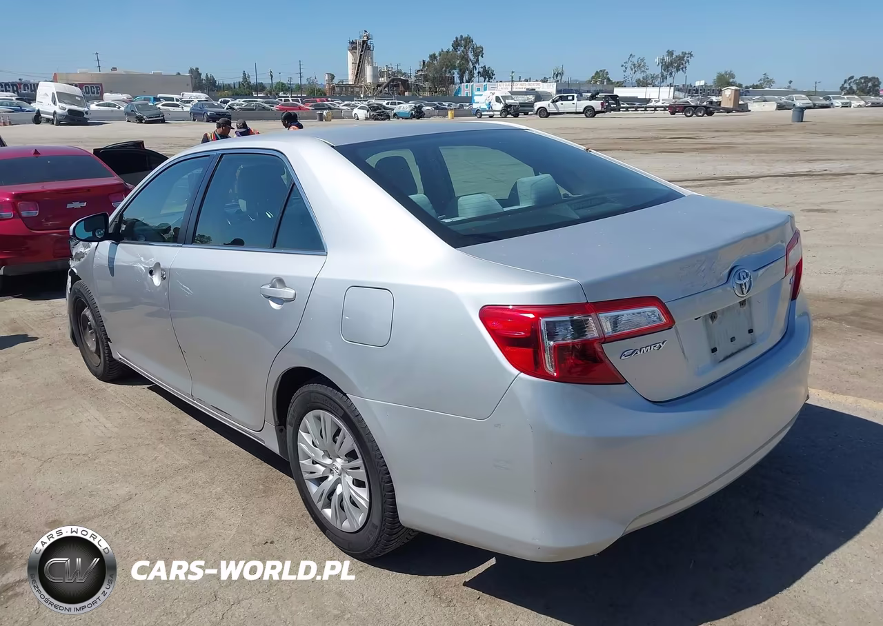2014 Toyota Camry Le VIN:4T1BF1FK9EU416288 - 3
