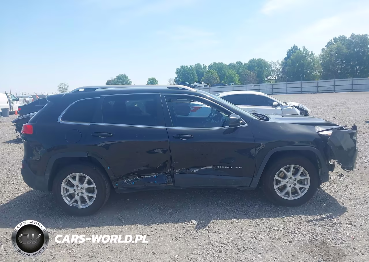 2015 Jeep Cherokee Latitude VIN:1C4PJMCS9FW614521 - 13