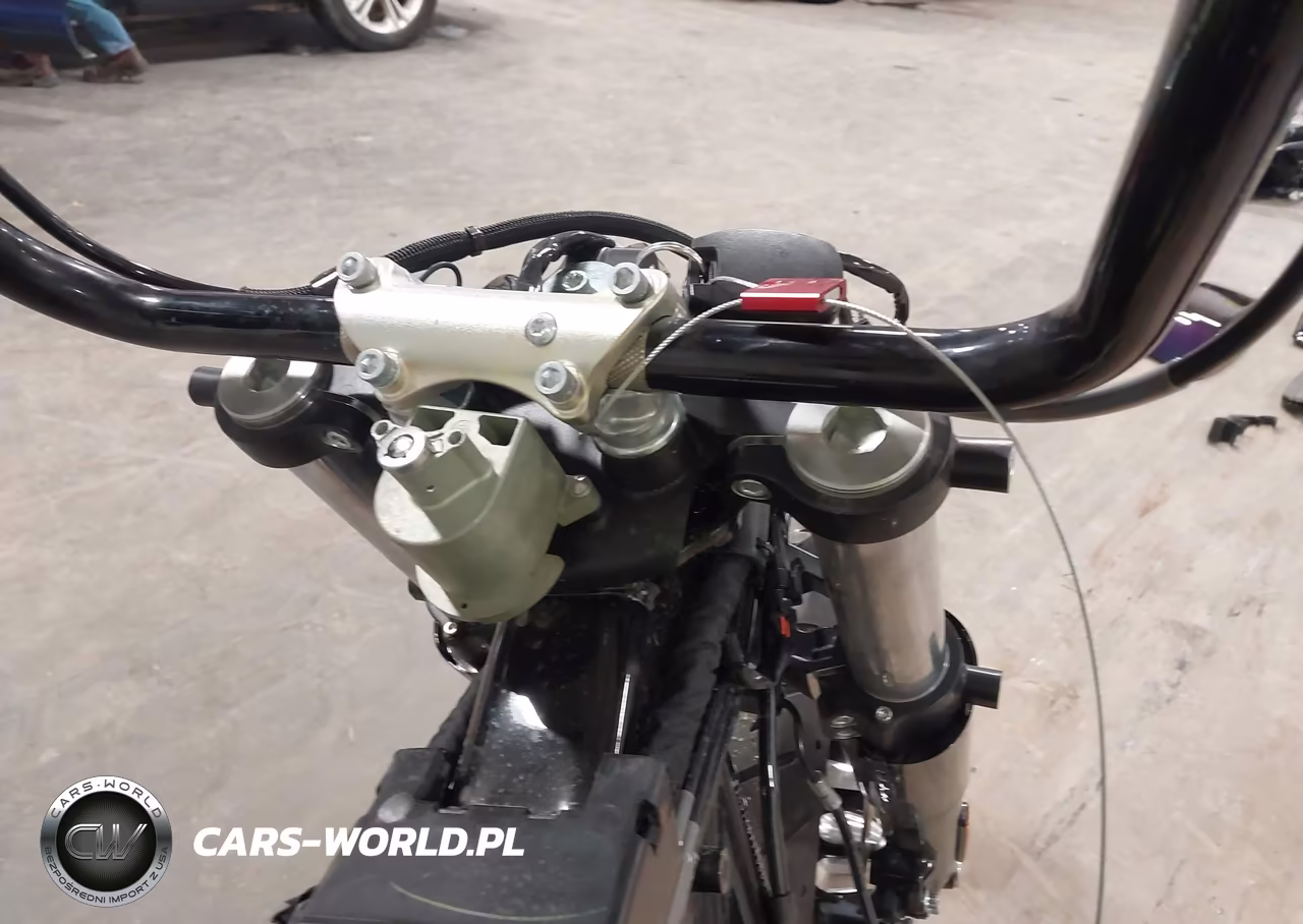 2025 Harley-Davidson Flhx VIN:1HD1KB714SB637861 - 7