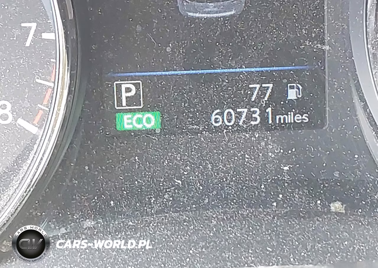 2018 Nissan Rogue S VIN:KNMAT2MV3JP604681 - 15