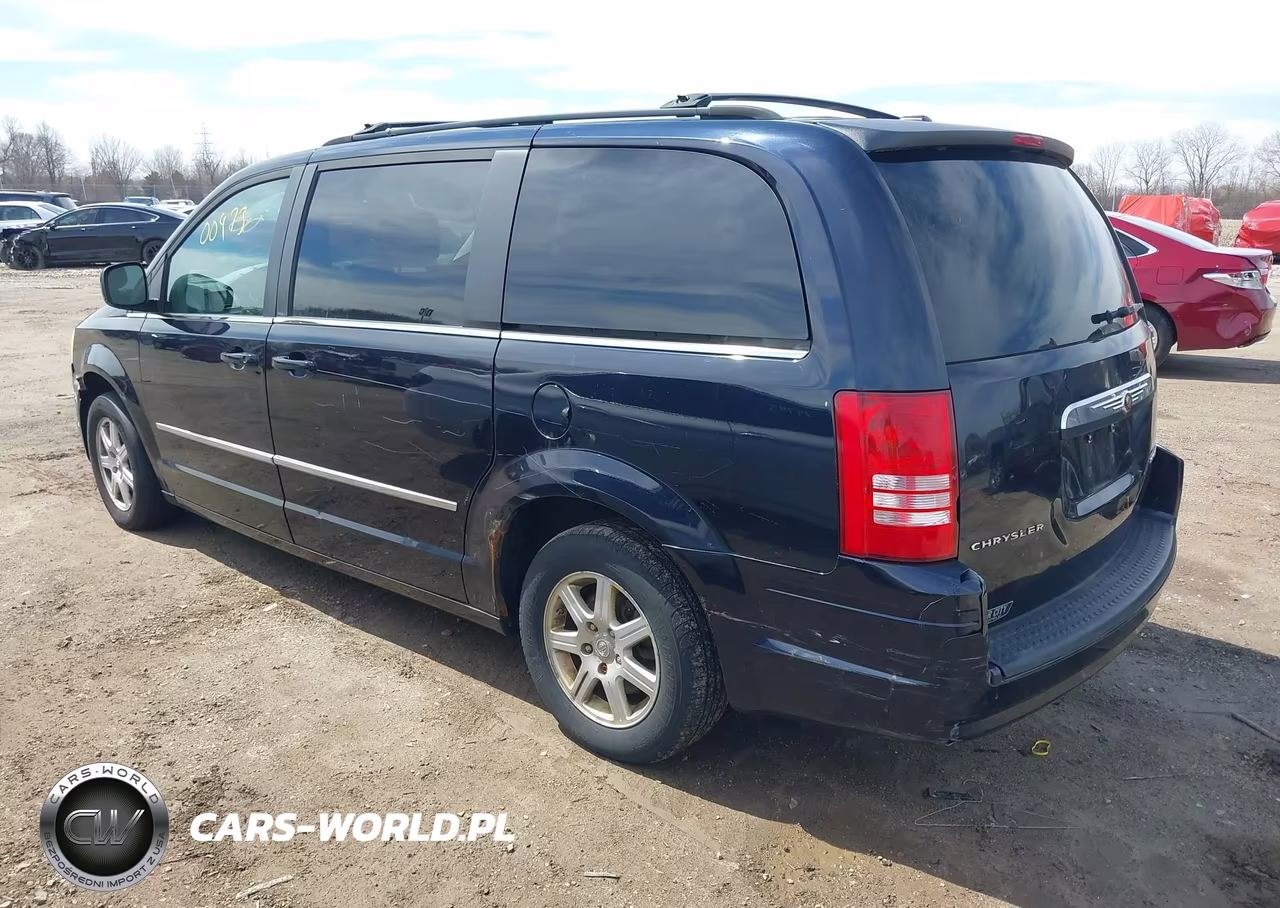 2010 Chrysler Town & Country Touring VIN:2A4RR5D11AR493752 - 3