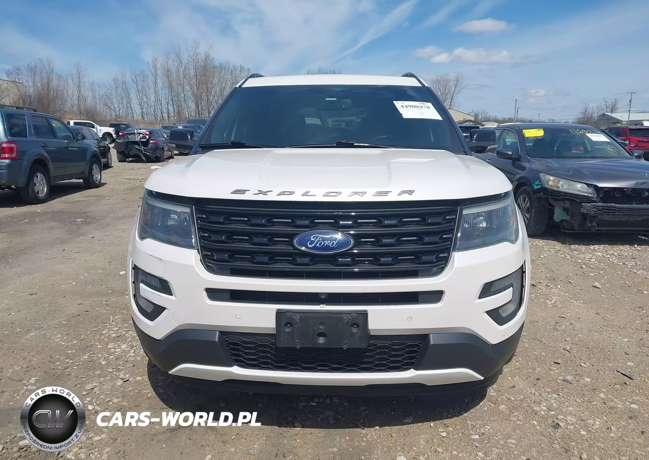 2016 Ford Explorer Sport VIN:1FM5K8GT9GGA58930 - 12
