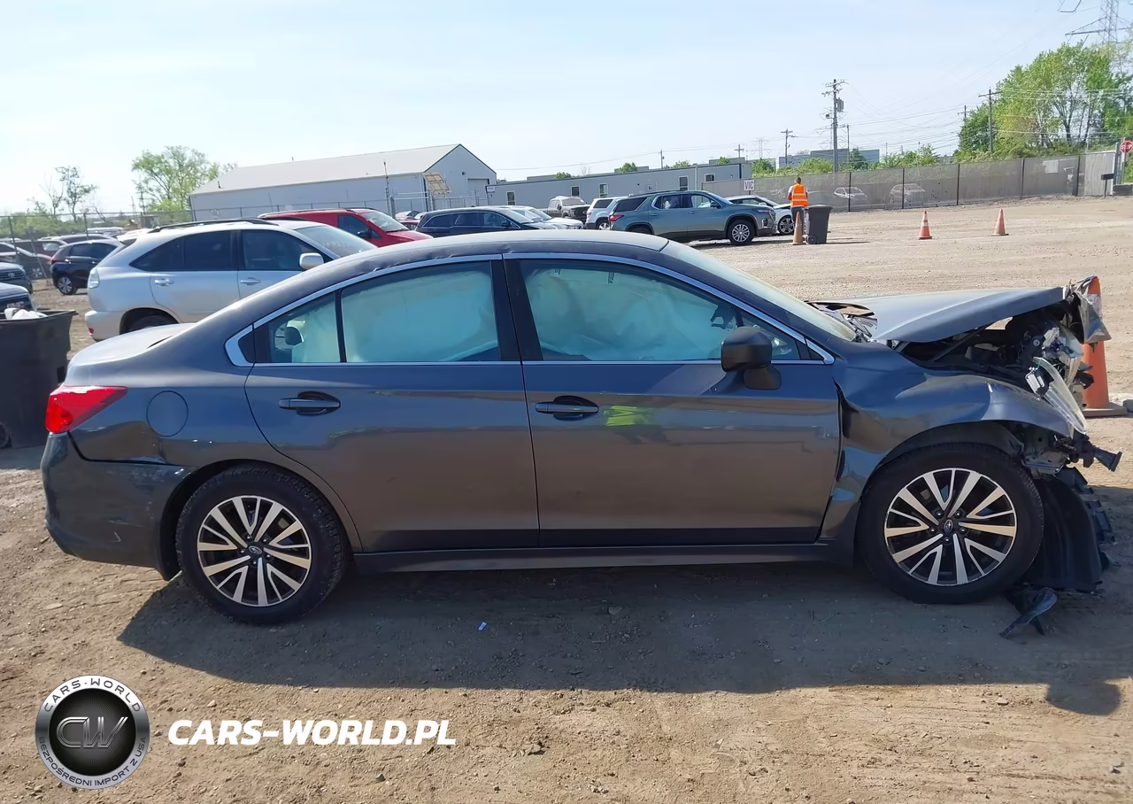 2018 Subaru Legacy 2.5I VIN:4S3BNAB66J3019668 - 14