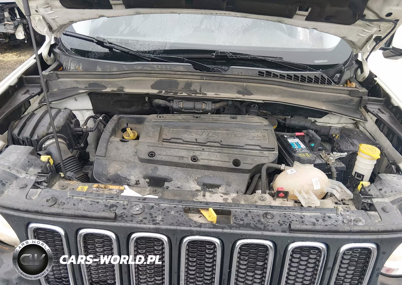 2015 Jeep Renegade Latitude VIN:ZACCJABH2FPB87280 - 10