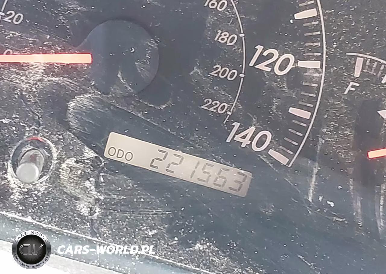 2005 Toyota Camry Le VIN:4T1BE32K25U551844 - 14