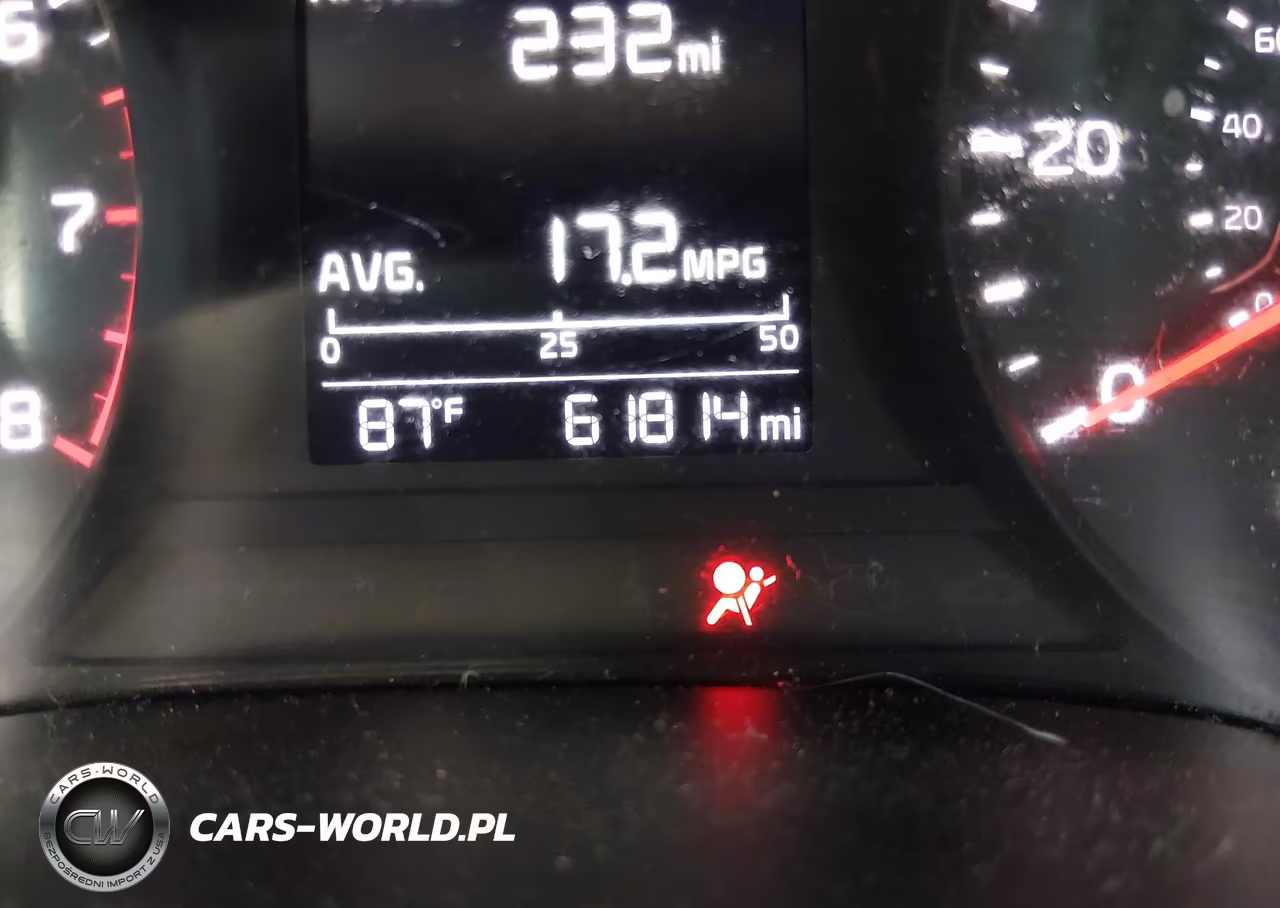 2019 Kia Rio S VIN:3KPA24AB9KE182555 - 16