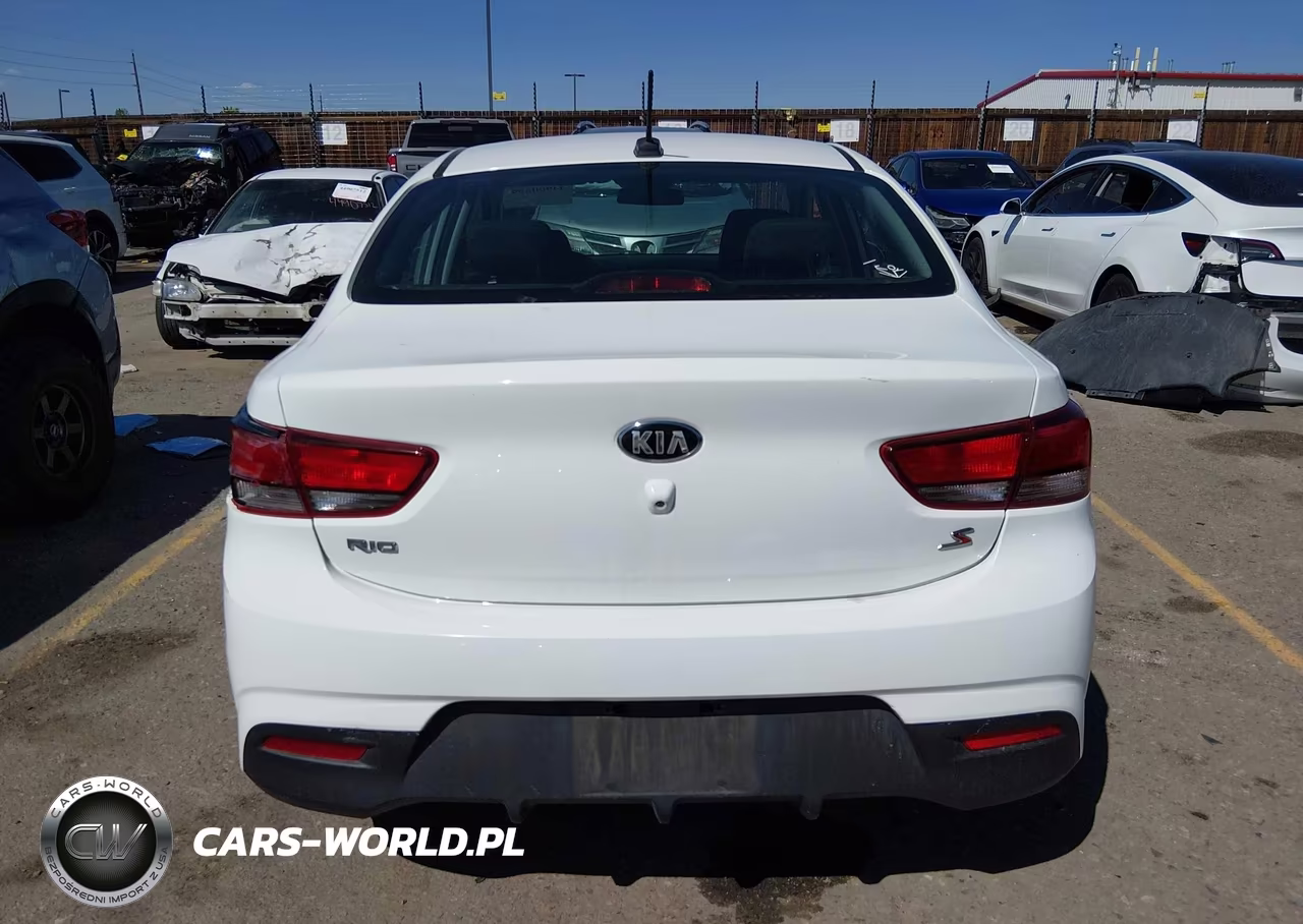 2019 Kia Rio S VIN:3KPA24AB9KE182555 - 17