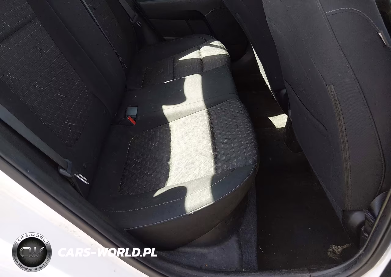 2019 Kia Rio S VIN:3KPA24AB9KE182555 - 8