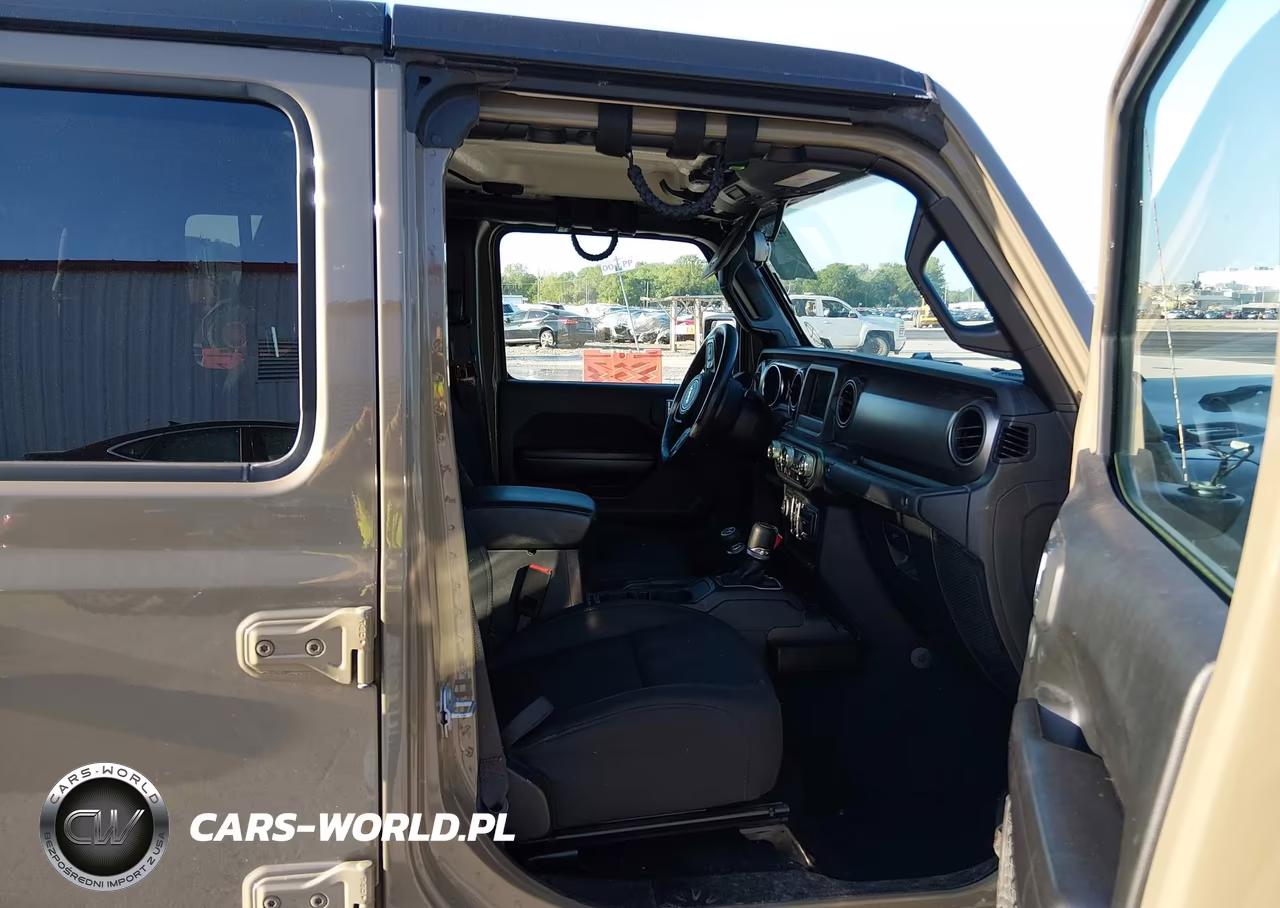 2020 Jeep Gladiator Sport S 4X4 VIN:1C6HJTAG2LL170660 - 5